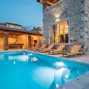 Aurelia - 4 Sterne Mit Privatem Pool&meerblick , Kavran Kroatien