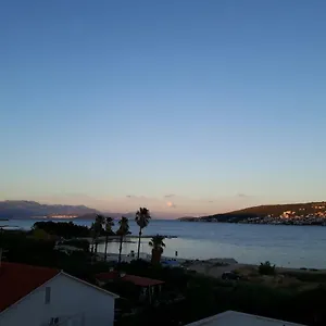 Nika , Trogir Kroatien